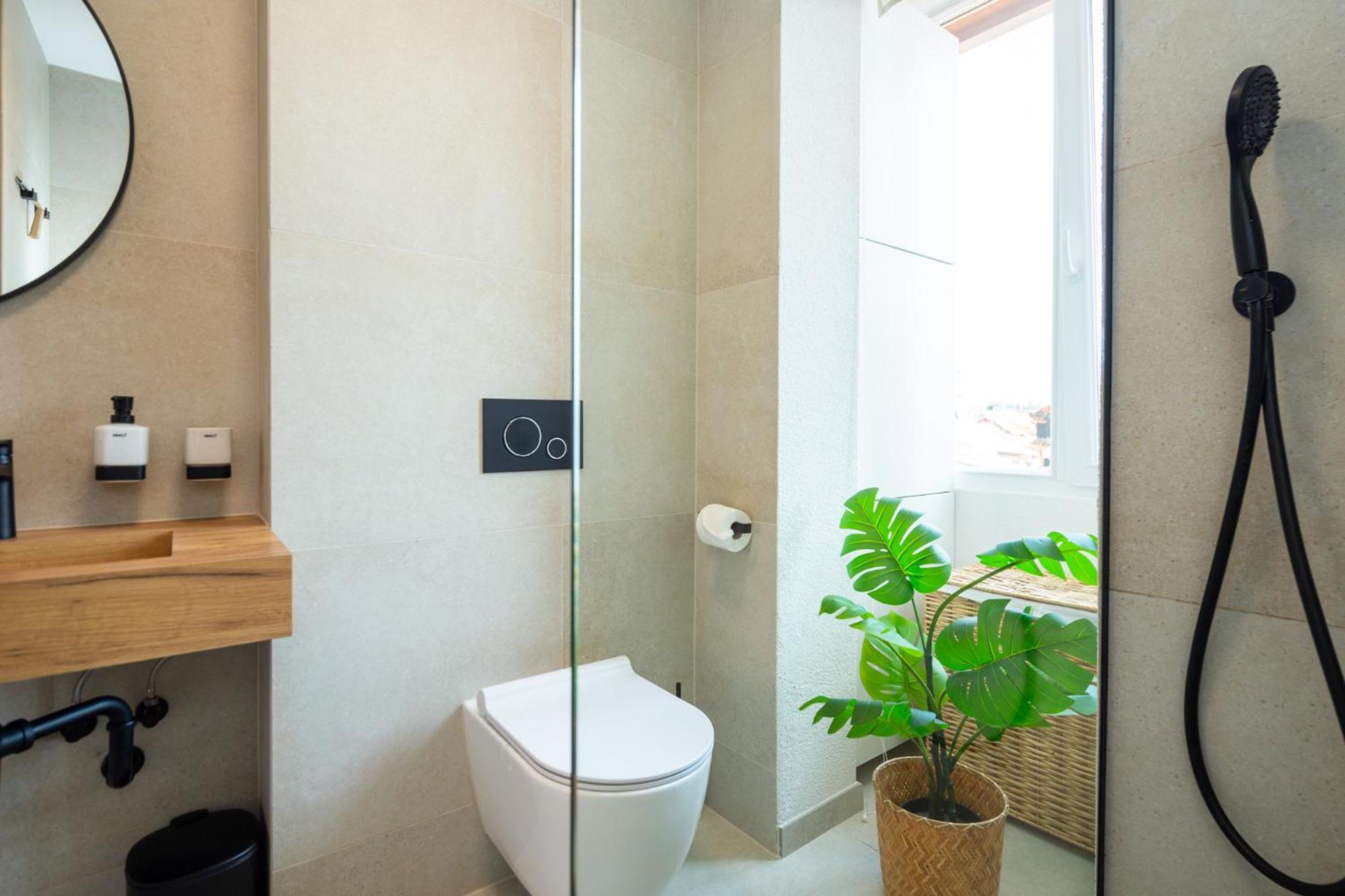 Rubini - Modern Apartment In The Heart Of Old Ровинь Экстерьер фото