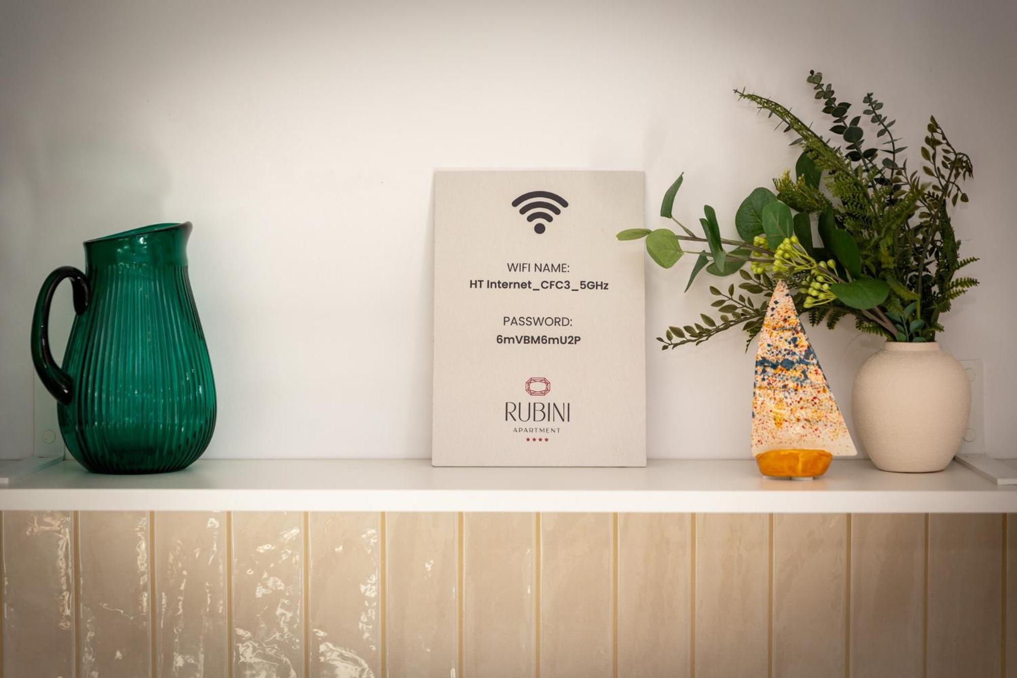 Rubini - Modern Apartment In The Heart Of Old Ровинь Экстерьер фото